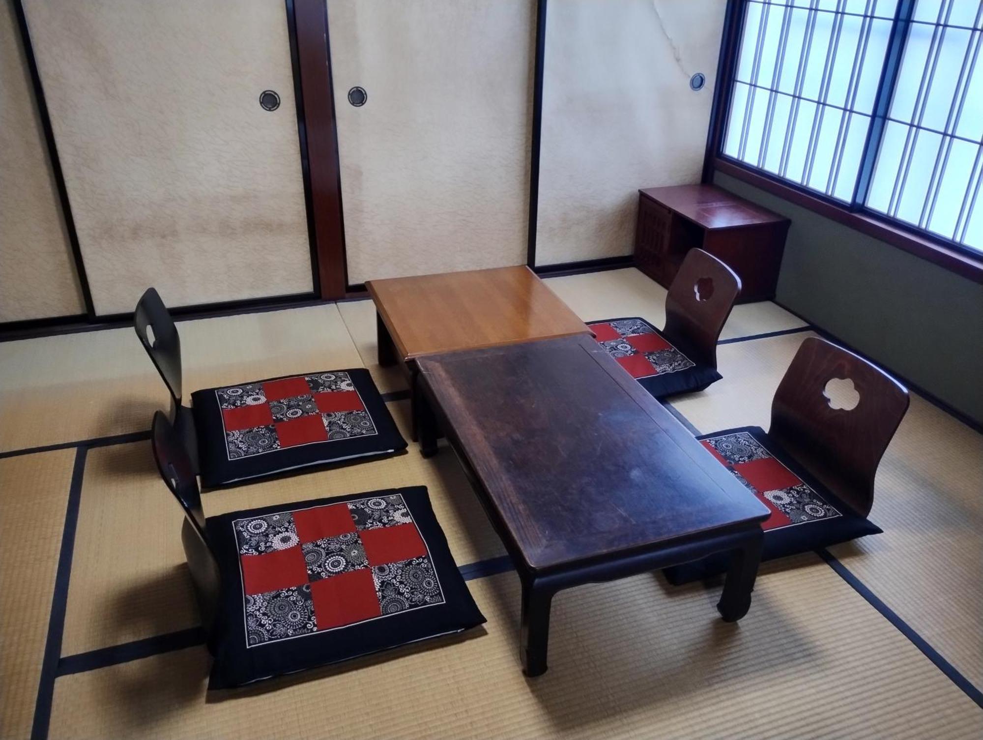 Backpackers Kur Guesthouse Asahirou 旅人湯治客舎朝日楼 Каґа Екстер'єр фото